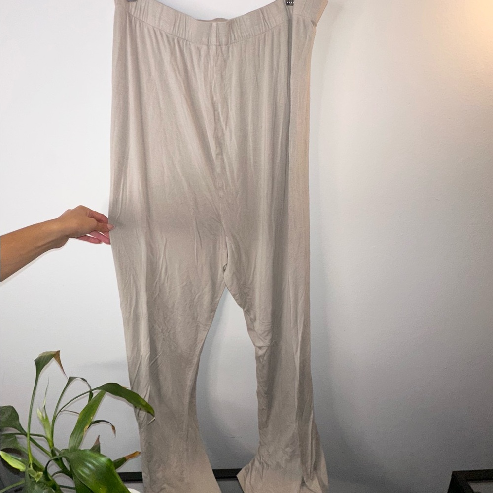 SKIMS Beige Wide-Leg Sweatpants